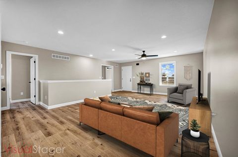 Tiny photo for 180 S Oak Street, El Paso, IL 61738 (MLS # 12512942)