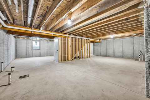 Tiny photo for 180 S Oak Street, El Paso, IL 61738 (MLS # 12512942)