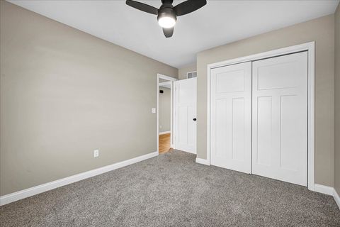 Tiny photo for 180 S Oak Street, El Paso, IL 61738 (MLS # 12512942)