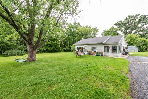 Tiny photo for 12716 W Grandview Avenue, Waukegan, IL 60085 (MLS # 12417291)