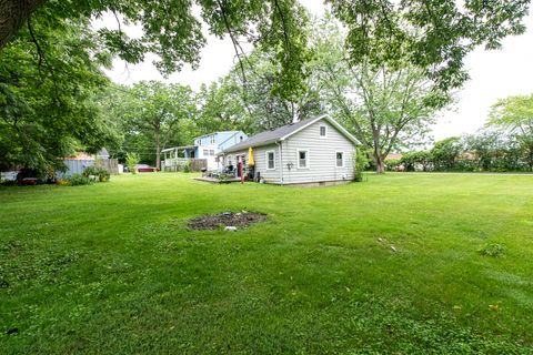 Tiny photo for 12716 W Grandview Avenue, Waukegan, IL 60085 (MLS # 12417291)