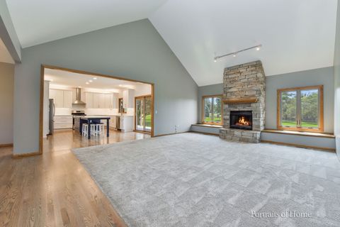 Tiny photo for 326 Austin Court, Yorkville, IL 60560 (MLS # 12464394)