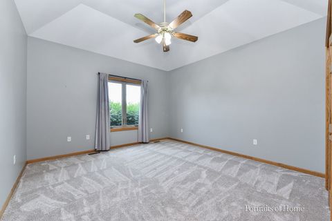Tiny photo for 326 Austin Court, Yorkville, IL 60560 (MLS # 12464394)