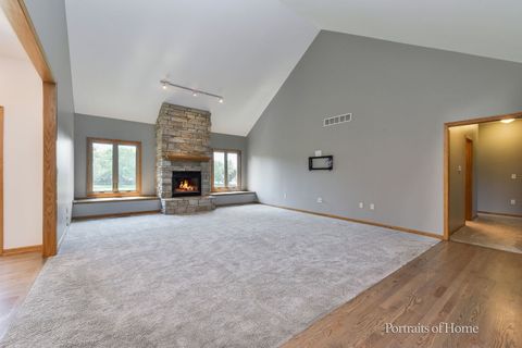 Tiny photo for 326 Austin Court, Yorkville, IL 60560 (MLS # 12464394)