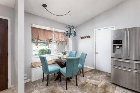 Tiny photo for 417 TRAVELAIRE Avenue, Naperville, IL 60565 (MLS # 12785219)