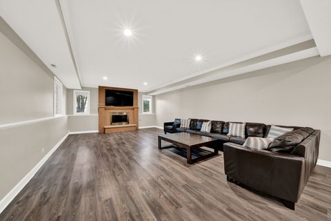 Tiny photo for 5 S Meadow Court, South Barrington, IL 60010 (MLS # 12600470)