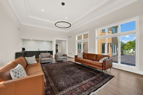 Tiny photo for 5 S Meadow Court, South Barrington, IL 60010 (MLS # 12600470)