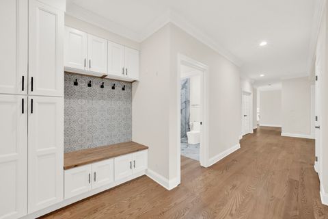 Tiny photo for 5 S Meadow Court, South Barrington, IL 60010 (MLS # 12600470)