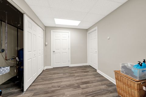 Tiny photo for 5 S Meadow Court, South Barrington, IL 60010 (MLS # 12600470)