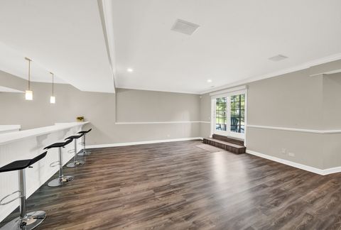 Tiny photo for 5 S Meadow Court, South Barrington, IL 60010 (MLS # 12600470)