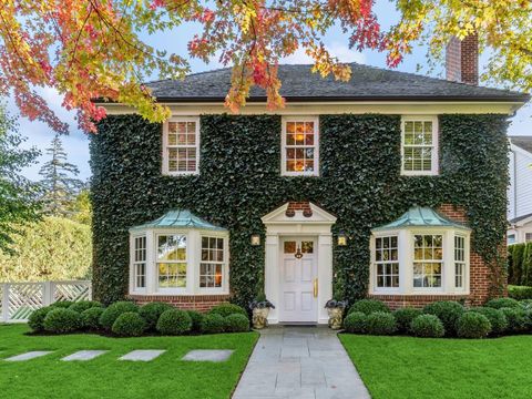 85 Sunset Place Lake Forest IL 60045
