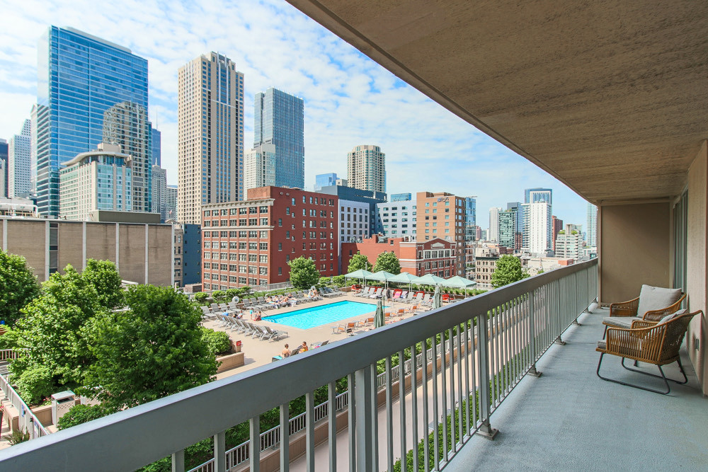 545 N Dearborn Street 1107