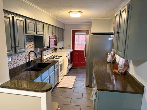 Tiny photo for 25 Meadowlark Lane, Carpentersville, IL 60110 (MLS # 12772761)