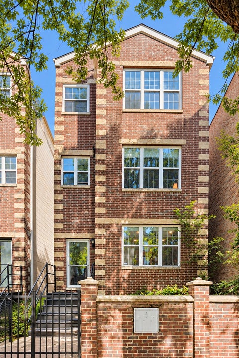 Photo of 2710 W Haddon Avenue #3, Chicago, IL 60622 (MLS # 12776536)