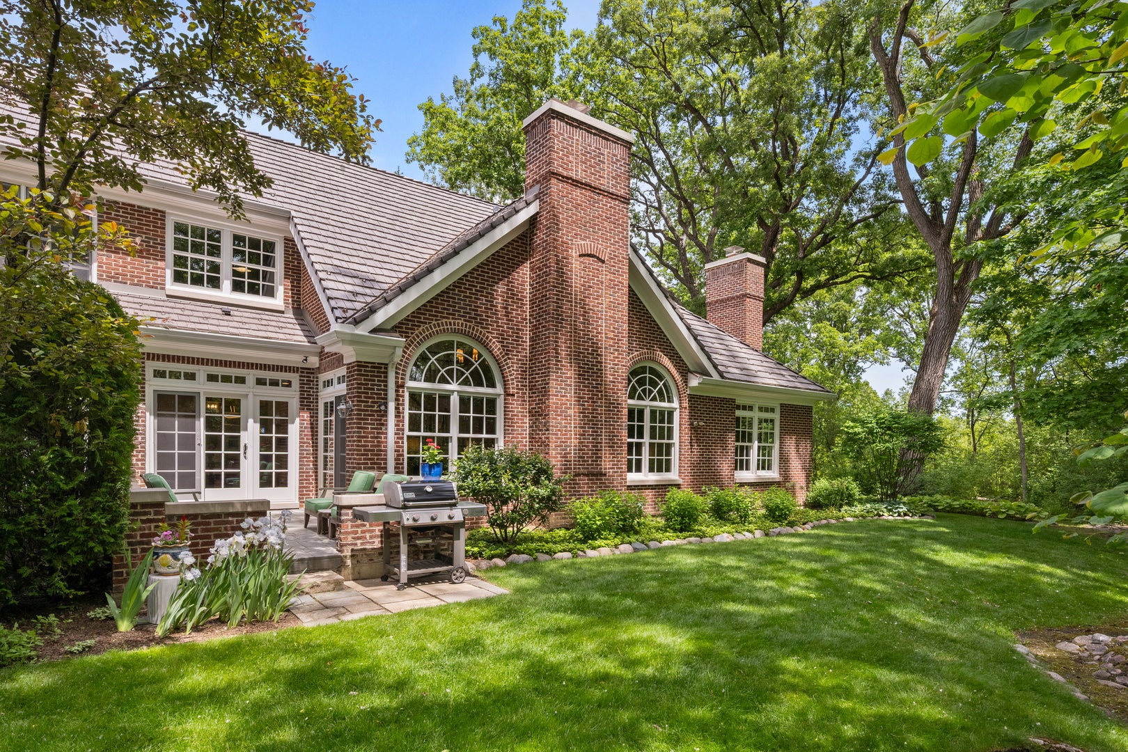 861 Gloucester Crossing