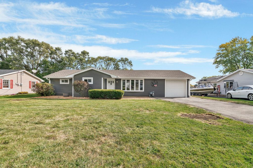 Photo for 15035 Hartman Drive, Romeoville, IL 60446 (MLS # 12499141)