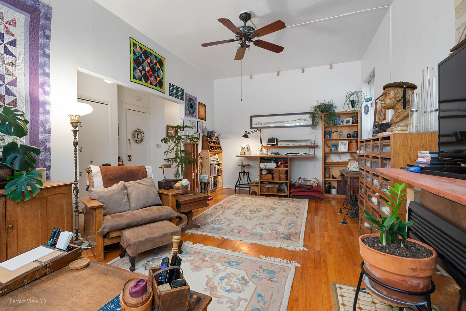 5319 S Maryland Avenue