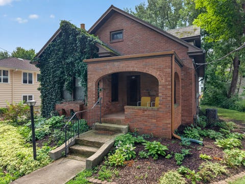 Tiny photo for 721 Congress Street, Ottawa, IL 61350 (MLS # 12702942)