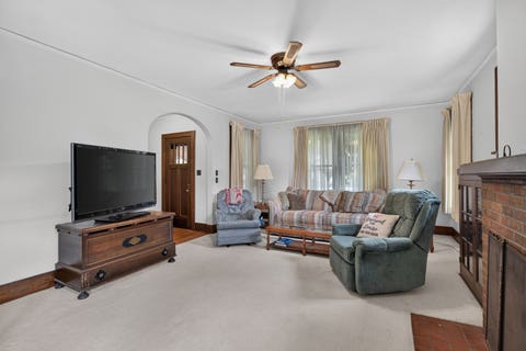 Tiny photo for 721 Congress Street, Ottawa, IL 61350 (MLS # 12702942)