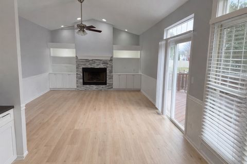 Tiny photo for 244 Buckingham Drive, Grayslake, IL 60030 (MLS # 12597412)