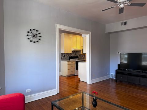 Tiny photo for 6249 N Sheridan Road #5, Chicago, IL 60660 (MLS # 12446412)