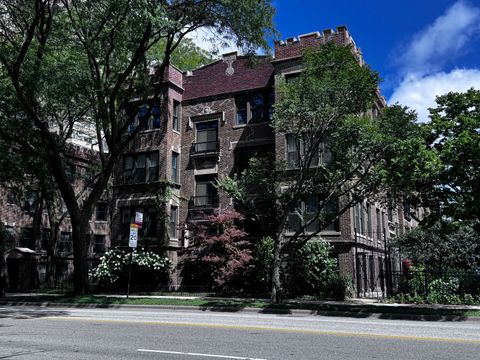 Photo of 6249 N Sheridan Road #5, Chicago, IL 60660 (MLS # 12446412)