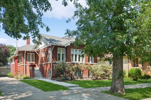 3622 N Avers Avenue Chicago IL 60618