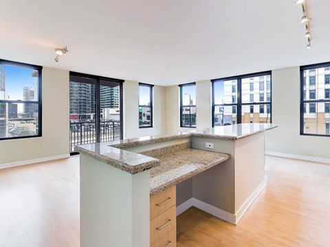 Tiny photo for 330 N Jefferson Street #409, Chicago, IL 60661 (MLS # 12623616)