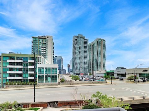Tiny photo for 330 N Jefferson Street #409, Chicago, IL 60661 (MLS # 12623616)
