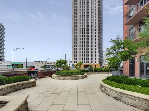 Tiny photo for 330 N Jefferson Street #409, Chicago, IL 60661 (MLS # 12623616)