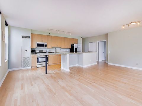 Tiny photo for 330 N Jefferson Street #409, Chicago, IL 60661 (MLS # 12623616)