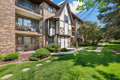 Photo of 10516 Ridge Cove Drive #25C, Chicago Ridge, IL 60415 (MLS # 12664718)