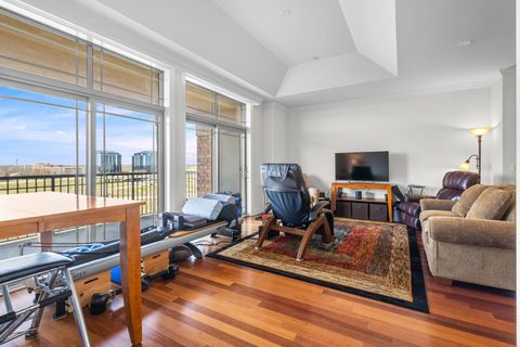 Tiny photo for 40 PRAIRIE PARK Drive #608, Wheeling, IL 60090 (MLS # 12613474)