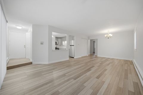 Tiny photo for 2556 Waterbury Drive #1905, Woodridge, IL 60517 (MLS # 12532073)