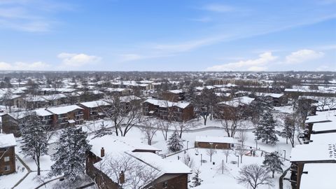 Tiny photo for 2556 Waterbury Drive #1905, Woodridge, IL 60517 (MLS # 12532073)