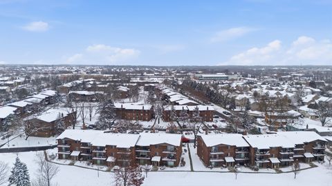 Tiny photo for 2556 Waterbury Drive #1905, Woodridge, IL 60517 (MLS # 12532073)