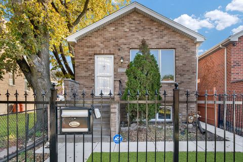 Tiny photo for 2257 S Avers Avenue, Chicago, IL 60623 (MLS # 12509533)
