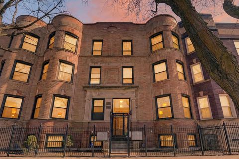 Photo of 5207 S Indiana Avenue #1, Chicago, IL 60615 (MLS # 12458700)