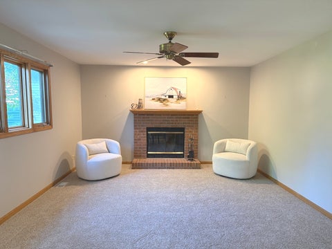 Tiny photo for 3S370 Curtis Avenue, Warrenville, IL 60555 (MLS # 12693279)