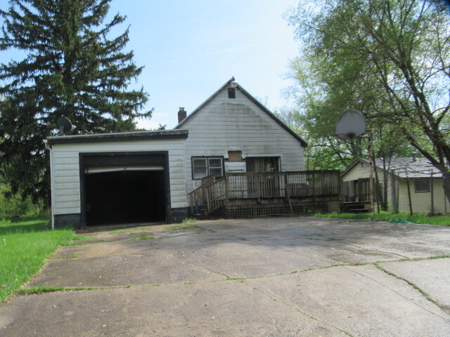 805 Johnson Street