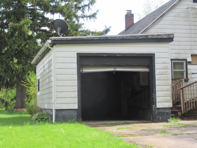 805 Johnson Street