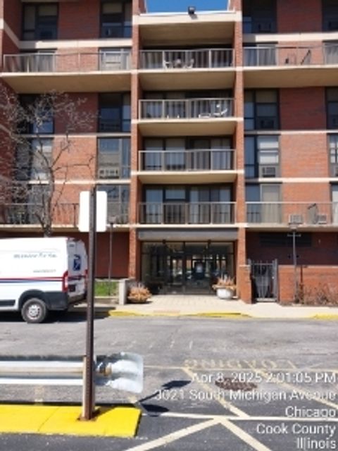 3041 S Michigan Avenue 506 Chicago IL 60616