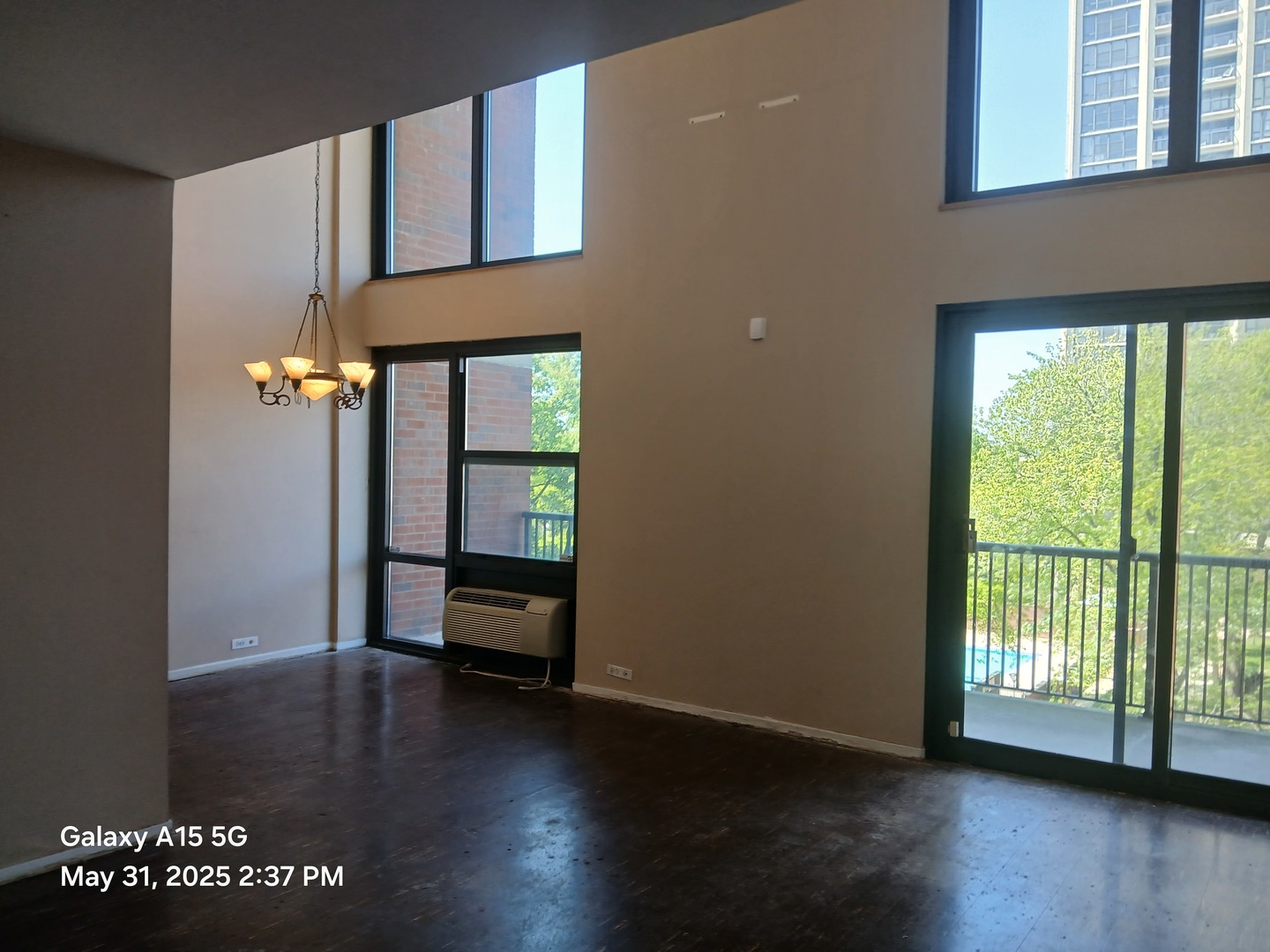 3041 S Michigan Avenue 506