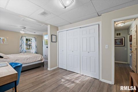 Tiny photo for 1208 18TH Street, Bettendorf, IA 52722 (MLS # QC4268778)