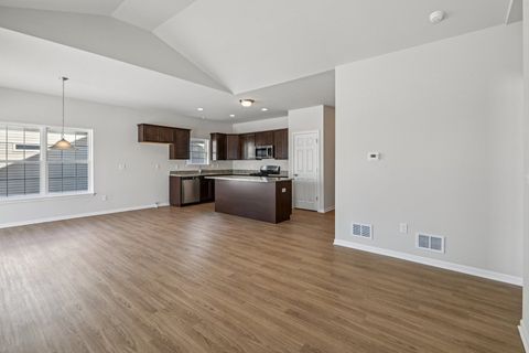 Tiny photo for 347 N Aspen Drive, Cortland, IL 60112 (MLS # 12387211)