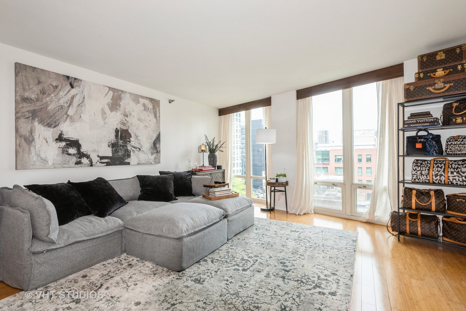 345 N Lasalle Drive 802