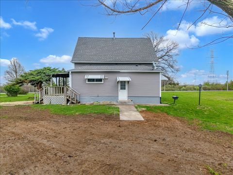 Tiny photo for 8850 Ridgewood Road, Rock Island, IL 61201 (MLS # 12621056)