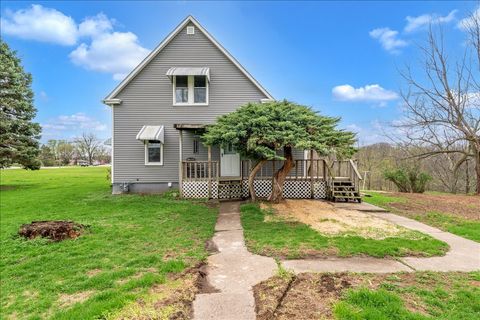 Tiny photo for 8850 Ridgewood Road, Rock Island, IL 61201 (MLS # 12621056)