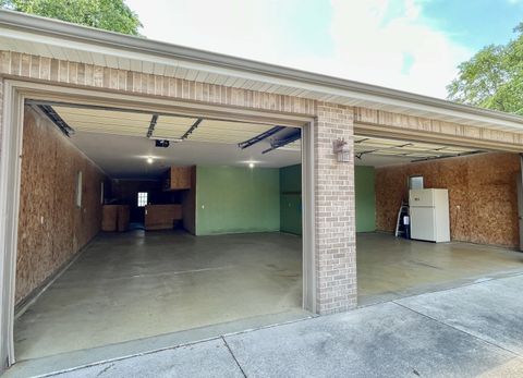 Tiny photo for 210 Mary Senica Court, Lasalle, IL 61301 (MLS # 12425436)