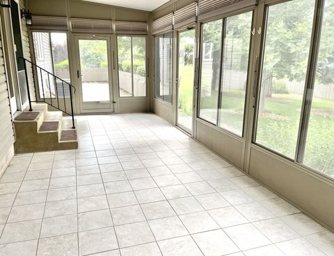 Tiny photo for 210 Mary Senica Court, Lasalle, IL 61301 (MLS # 12425436)